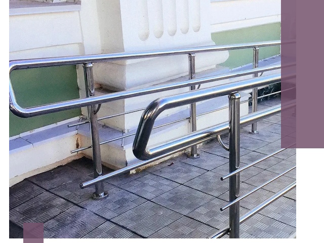 Ограждения пандусов из металла и нержавейки в Норильске