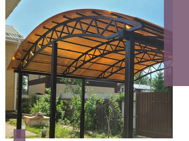 Изготовление навесов под ключ в Норильске из качественных материалов