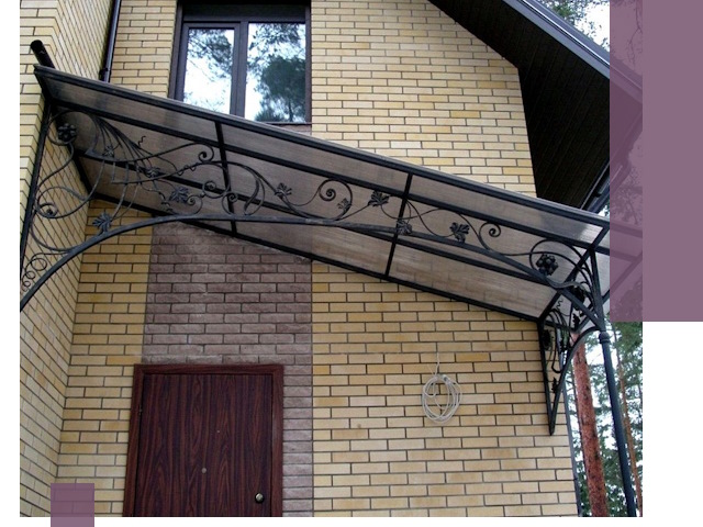 Односкатные козырьки из металла под ключ в Норильске