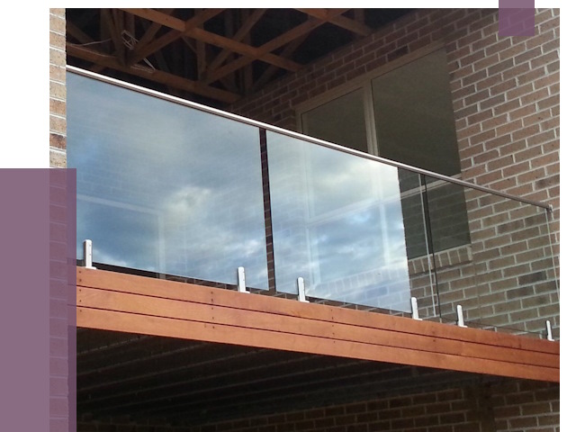 Стеклянные парапеты на крыше и террасе в Норильске от 11683 руб. | ПРОЛЁТ-Нрл