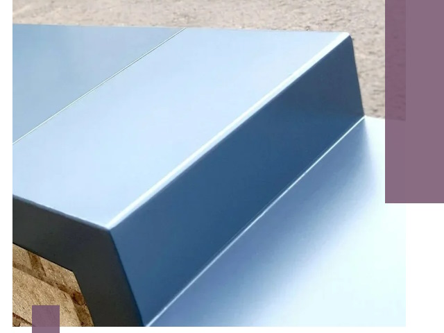 Крышки на парапет в Норильске: изготовление и монтаж под ключ