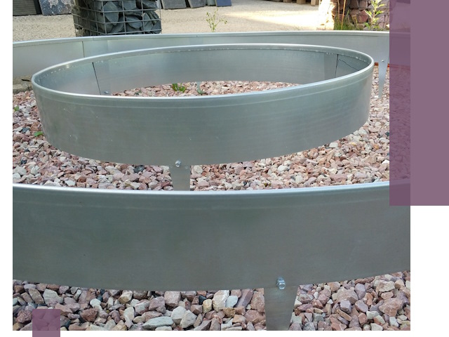 Нержавеющие бордюры под ключ в Норильске — изготовление и монтаж