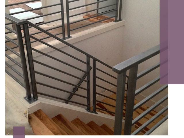 Изготовление поручней из металла и дерева в Норильске