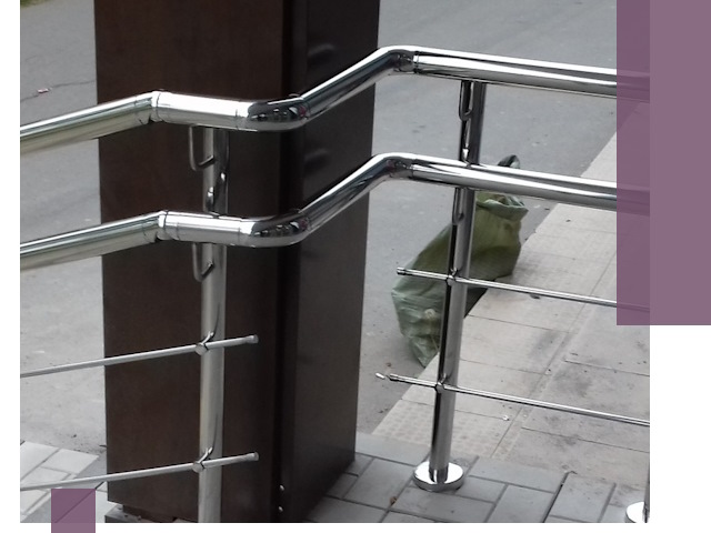 Монтаж поручней из нержавеющей стали в Норильске качественно и быстро